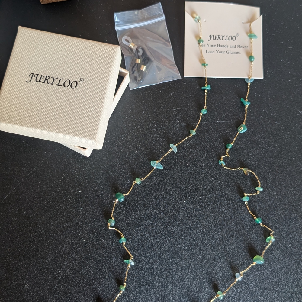 Green and Gold Jewelry Chain